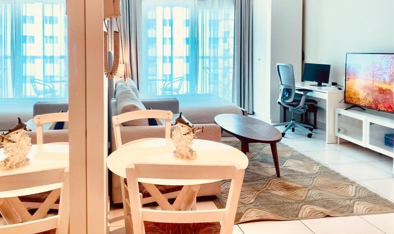 Full Sea View With Balcony - - 10 Min To Jbr - Appartamento Dubai